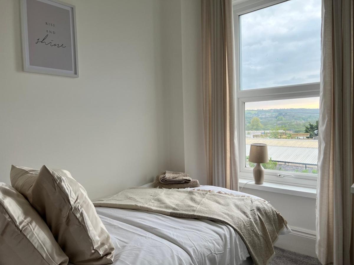 Heathcliff - 5 Bedroom House In Town Centre 텐비 외부 사진